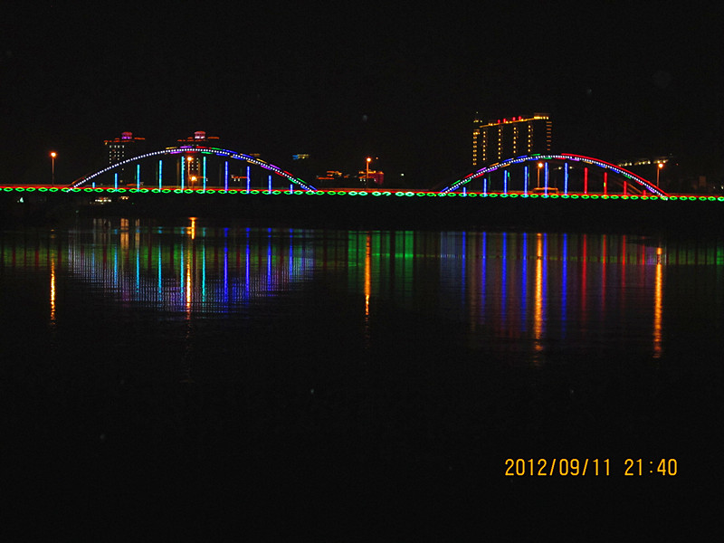 Ƭ 103_.jpg