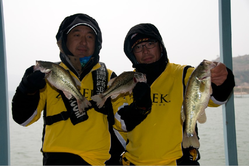 QQͼ20130325155915.jpg