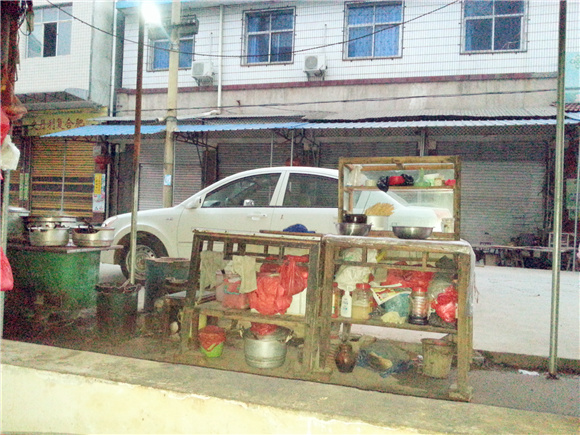 002.jpg