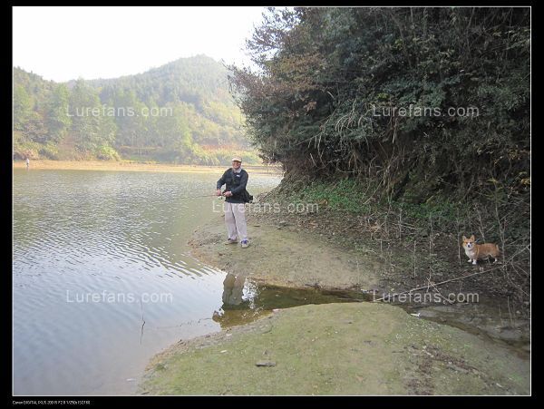 Ƭ 081.jpg
